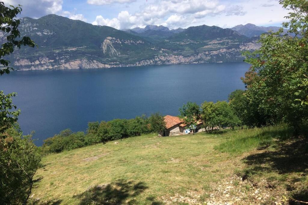 Casa Beppino A Castelletto Villa เบรนโซเน ซูล การ์ดา ภายนอก รูปภาพ