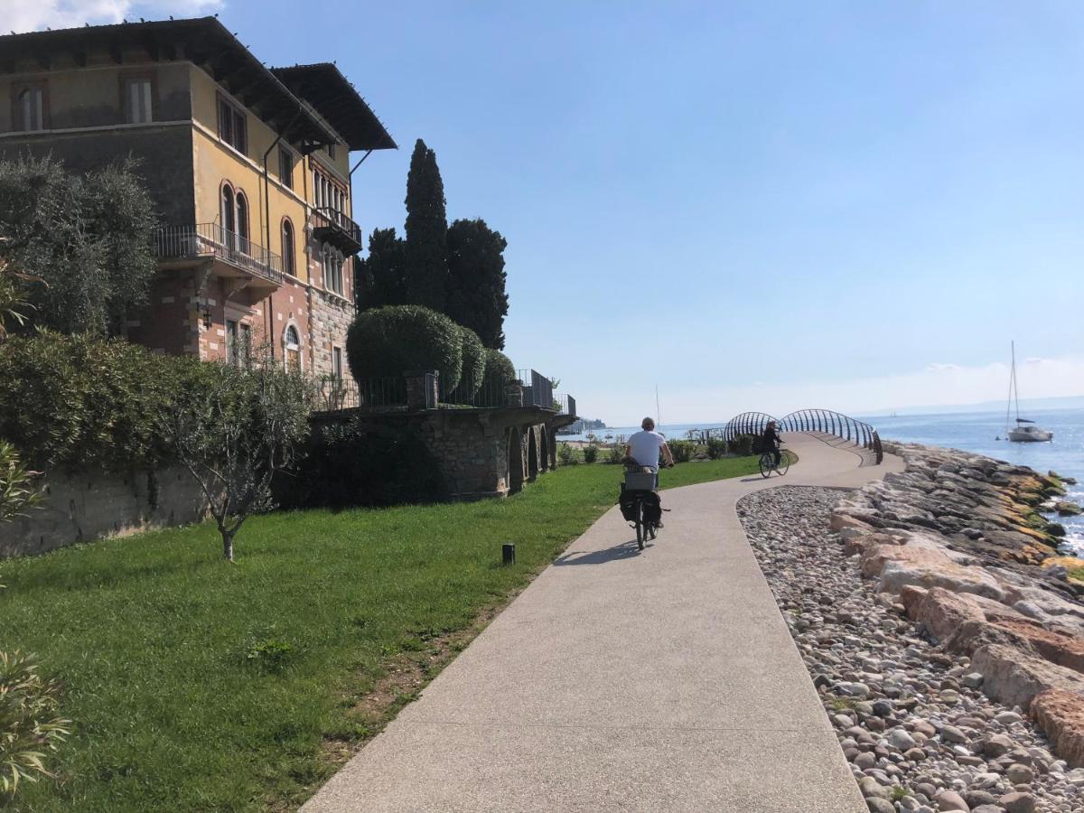 Casa Beppino A Castelletto Villa เบรนโซเน ซูล การ์ดา ภายนอก รูปภาพ